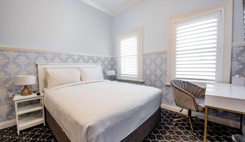 Queen Room