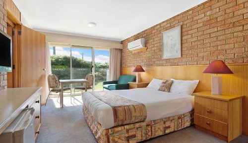 Standard Twin Room with Sofa