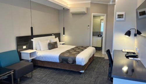 Corporate Room