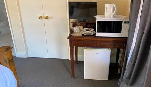 Queen Room - Disability Access