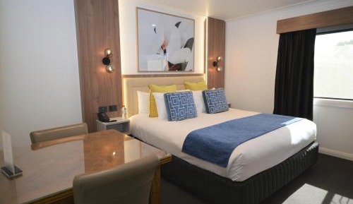 Premier King Room