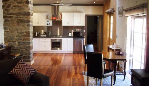 One-Bedroom House - Stables
