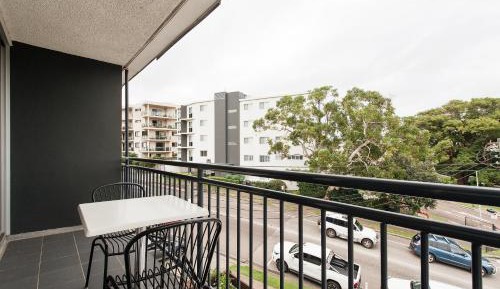 1 Bedroom King Spa Apartment