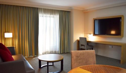 Raffles Suite