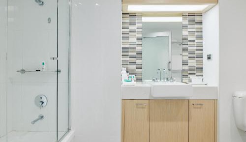 Deluxe Twin Marina Room