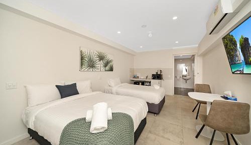 Deluxe Triple Room