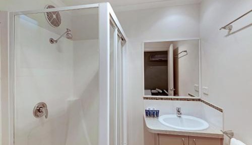 Standard Studio Cabin 