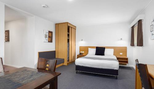 Premier King Suite