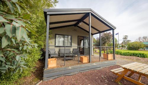 Deluxe Cabin