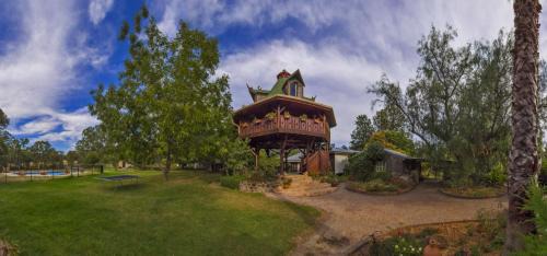The Old Schoolhouse