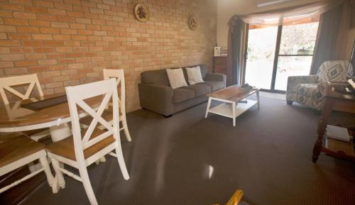 One-Bedroom Cottage