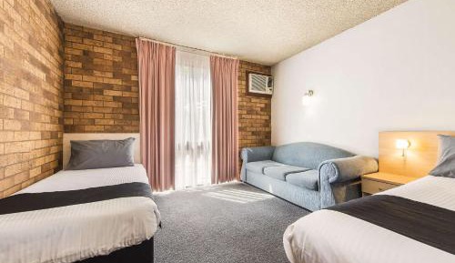 Standard Triple Room - Non-Smoking