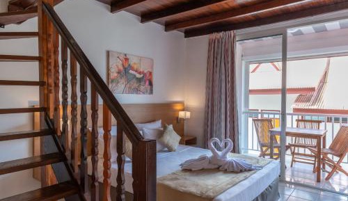 Lodge with mezzanine