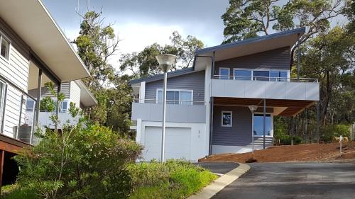 Superior Three-Bedroom Villa 9