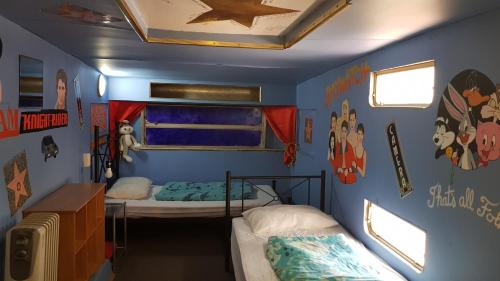 Bed in 3-Bed Mixed Dormitory Room