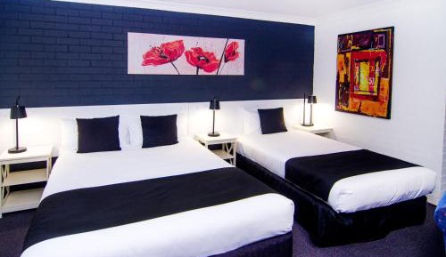 Deluxe Family Room