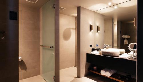 Hunter Street Room