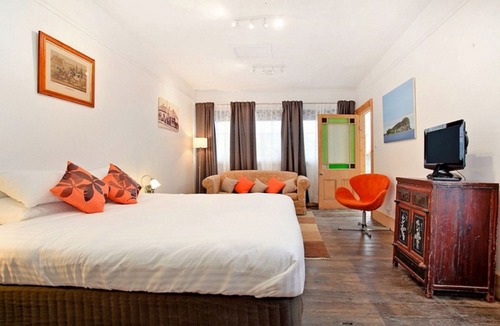 Oatlands Hotel | Robinson Cottage