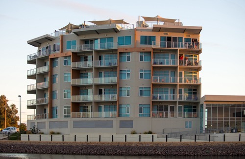 Wallaroo Hotel | Wallaroo Marina Apartments