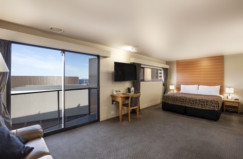 Sullivan's Cove Hotel | The Old Woolstore Apartment Hotel