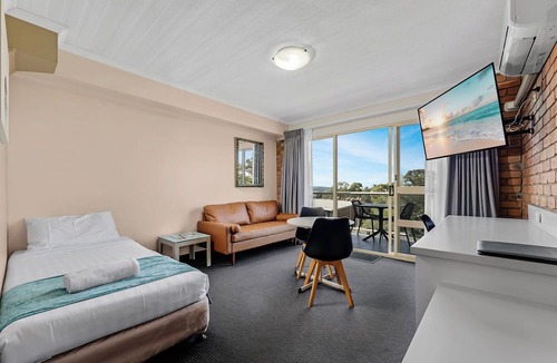 Merimbula Hotel | Sapphire Waters Motor Inn