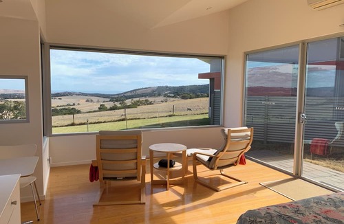 Bald Hills Bed & Breakfast | Lush Pastures