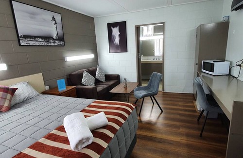 Morwell Hotel | Morwell Parkside Motel
