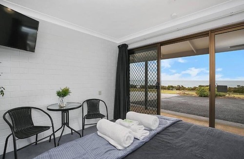 Skenes Creek Hotel | Ocean Road Motel