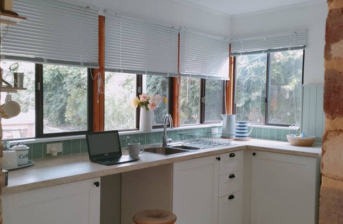 Yanchep Cottage | Yanchep seaside cottage a coastal retreat Pet Friendly
