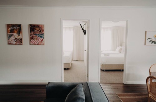 Albany Hotel | Albany Motel & Apartments