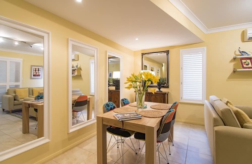 Collingwood Park Hotel | The Beach House at Bayside