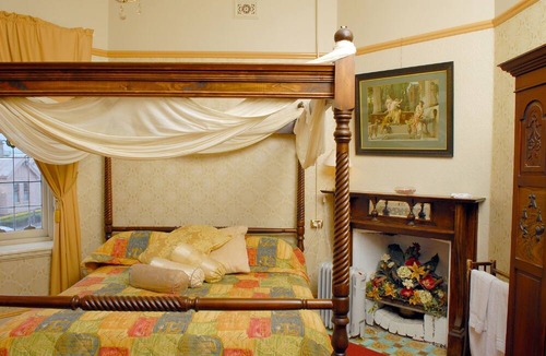 Koroit Hotel | Mickey Bourke's Koroit Hotel