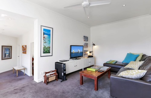 Angaston Bed & Breakfast | Barossa White House