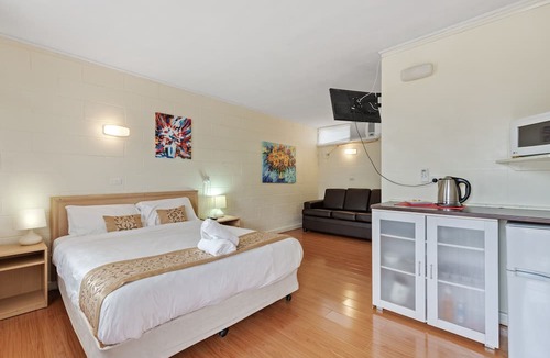 Strathmerton Hotel | Gazebo Motor Inn
