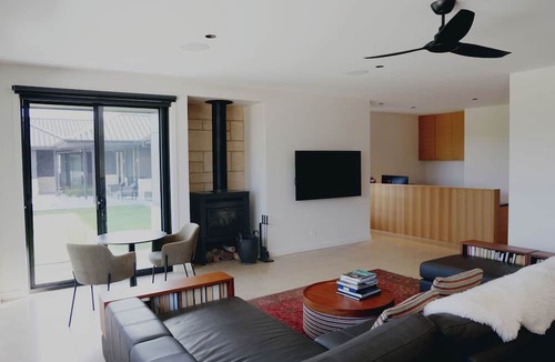 Waterhouse Cabin | Stony Rise Lodge