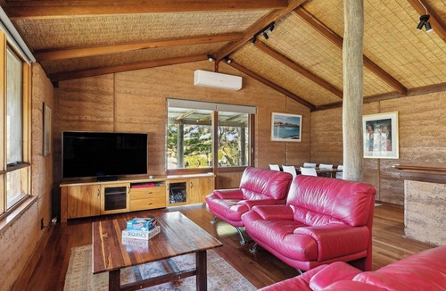 Ledge Point House | Sunnybank