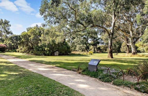 Parkville Apartment | 2BR Apartment in Parkville, Steps from Royal Park