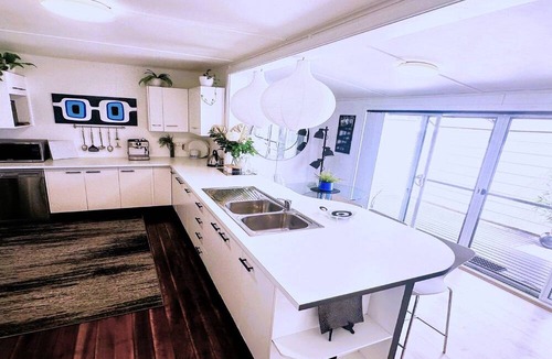 Cessnock House | ELEDA HOUSE HUNTER VALLEY - 2 BEDROOM