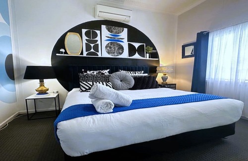 Cessnock House | ELEDA HOUSE HUNTER VALLEY - 2 BEDROOM
