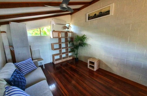 West Point House | Magnetic Island Cottage
