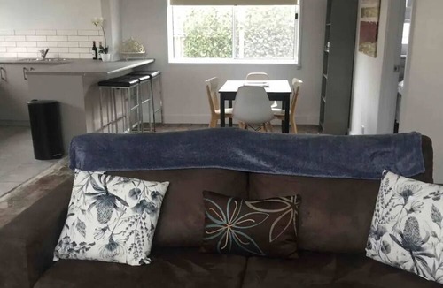 Sebastopol Apartment | The Little House