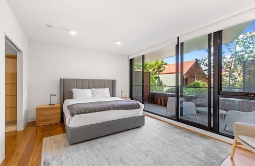 Parkville House | Fantastic 3-Bed Home by Melbourne Uni & Zoo