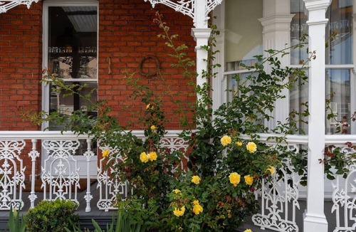 Launceston CBD Cottage | Elizabeth Elegance A Dreamy Federation Cottage