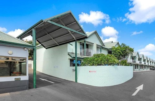 Mount Tarcoola Hotel | Geraldton Motor Inn