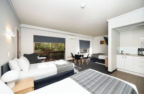 Hawker Hotel | Belconnen Way Hotel Motel and Serviced Apartments