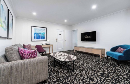 Shepparton South Hotel | Quality Hotel Parklake Shepparton