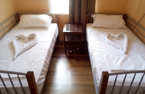 Townsville Hostel | Civic Guest House - Hostel