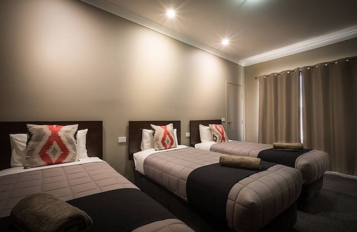 Dubbo Hotel | Akuna Motor Inn and Apartments