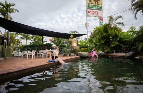 Norman Gardens Hotel | Glenmore Palms Motel