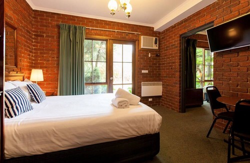 Beechworth Hotel | Armour Motor Inn